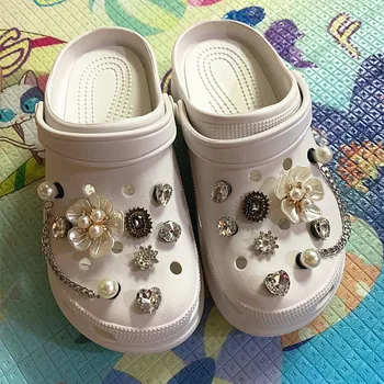 Luxo Croc Encantos Sapatos DIY Acessórios Pronto para Colocar Em Diamante Pérola Sapato de Fivela Decorativa Kit de Acessórios Jóia da Princesa