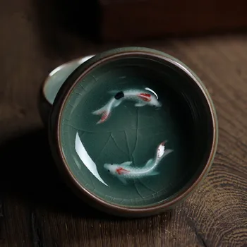 Chinês Longquan Celadon Porcelana da China de Xícara E Pires de Chá Tigela Com o Peixe Dourado 60ml Celadon Crackle Xícara (chá)