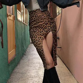 2022 Nova Fêmea De Leopardo Impressão Frente Dividir Metade Do Corpo Curto Saco De Hip Saia Temperamento Suburbano Slim Ocasional De Costura Da Saia